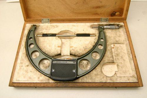 Mitutoyo Micrometer No 103-225 Range 10&#034; to 11&#034; with Standards .0001