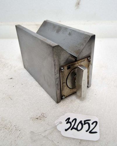 Brown and sharpe magnetic v block (inv.32052) for sale