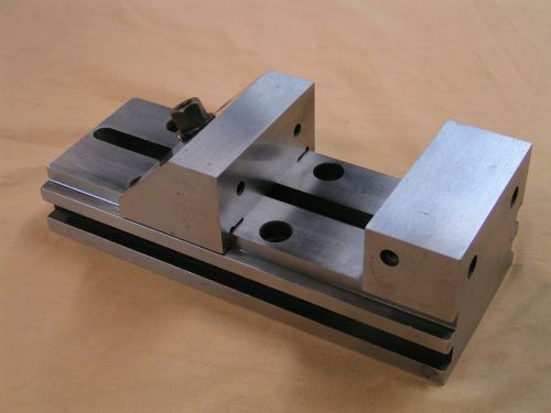 Starrett 581 hardened steel precision grinding vise, 4&#034; jaw, bridgeport, maching for sale