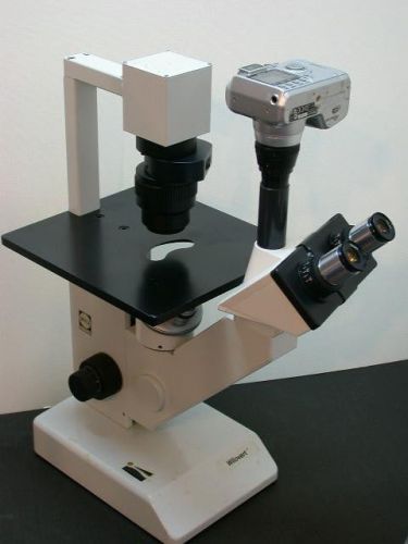 HOFFMAN MODULATION CONTRAST INVERTED TRINOCULAR HUND microscope. Excl. cond.