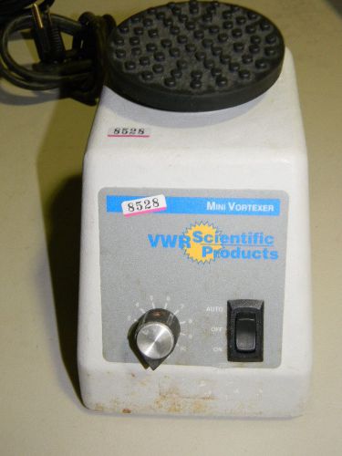 VWR Mini Vortexer Mixer 56618-20 (945200) w 3&#034; Platform for Beakers &amp; Flasks