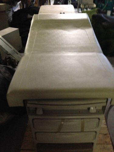 Ritter 204 Medical Exam Table