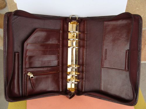 Franklin Covey Burgundy Leather Compact 6 Ring 1.25&#034; Planner Binder Zip Vintage