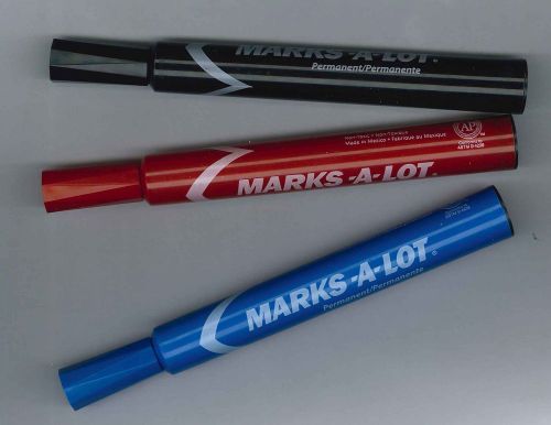 Lot of 3 Avery Marks a Lot Chisel Felt Tip Markers -Perm Ink 1Red,1 Blue,1 Black