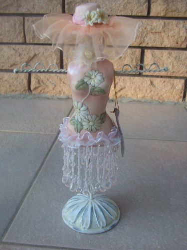 NEW IN BOX MANNEQUINE DOLL JEWELLERY BEADED STAND