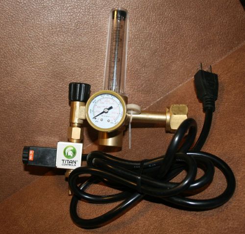 CO2 Flowmeter Regulator w/ Solenoid Valve - WRFCO2-S
