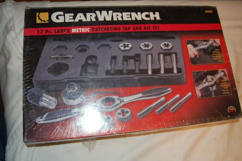GearWrench 17 Pc. Large Metric Ratcheting Tap &amp; Die Set 82809 14mm to 18mm
