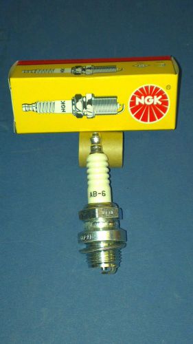 NEW STATIONARY  ENGINE /  VINTAGE TRACTOR 18MM SPARK PLUG BY NGK