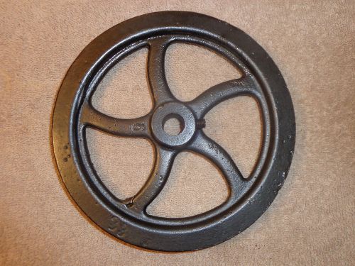 OLD CAST IRON PULLEY 7 IN. DIA. HIT AND MISS ENGINE PULLEY ? NICE SHAPE TOOLS