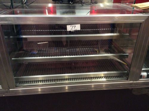 Diamond Equipment (Electric) Heated Bakery / General-Use Display Case - 48 in