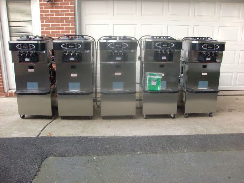 5 taylor soft serve ice cream yogurt  c723-33 water cooled 3 phase year 2013 for sale