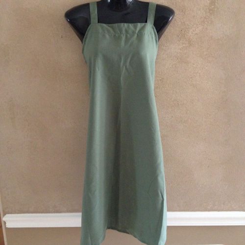 NEW LOT OF 4 OLIVE GREEN APRON APRONS - UNISEX - RESTAURANT - CATERING - HOME
