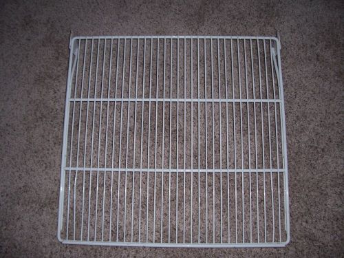 Commercial - 23 &#034;W  by 22&#034; L  White  Wire Refrigerator Shelf