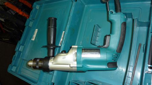 Makita HP2050  3/4 ” Hammer Drill with Box