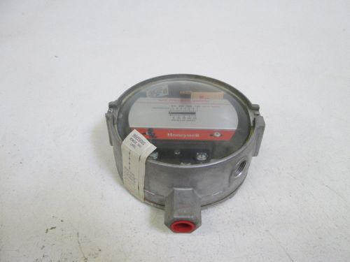 HONEYWELL GAS PRESSURE SWITCH C637B 1002 *NEW OUT OF BOX*