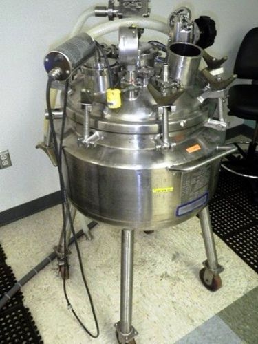 Precision stainless 50 liter jacketed bio-reactor for sale