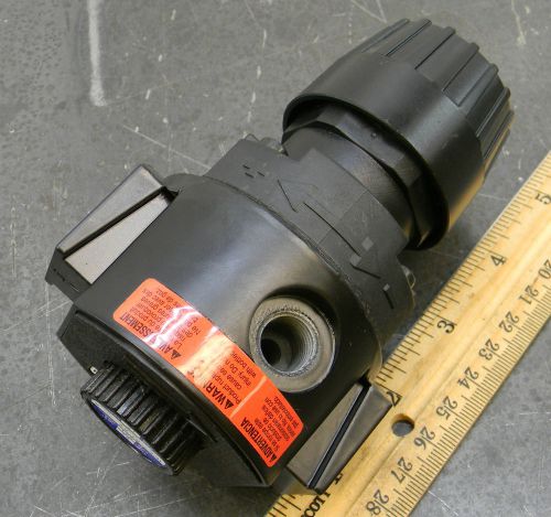 Wilkerson r16-02-l00 pneumatic regulator air compressor 1/4&#034; nib for sale