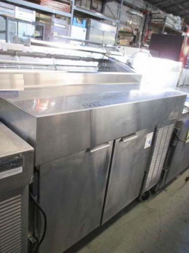 VPS48S Traulsen 2  Door Pizza/Sandwich/Salad Prep Table Self-Contained