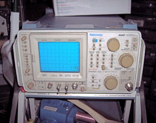 Tektronix 494P Spectrum Analyzer For Repair or Parts