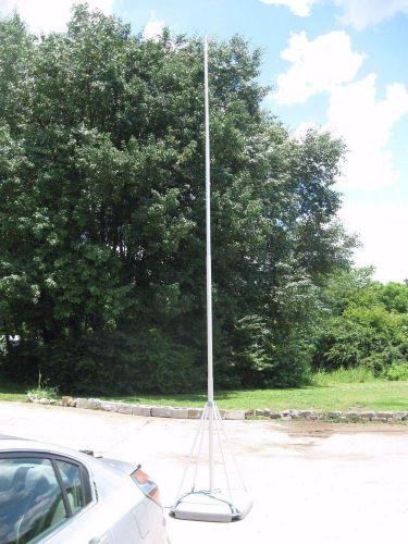 Lot of (4) 17 Foot Extendable Banner Poles With 32x32 Water Base &amp; Carrying Bags