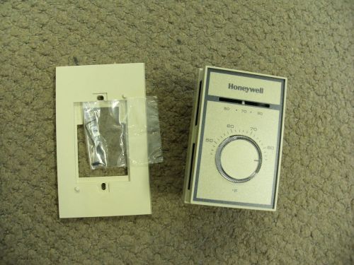 Honeywell T651A 3018 Medium Duty Line Voltage Heat-Cool Thermostat
