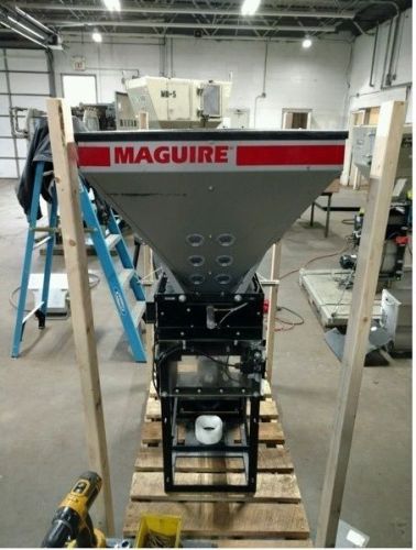 Maguire Model WSB 940 Weigh Scale Blender 4 components