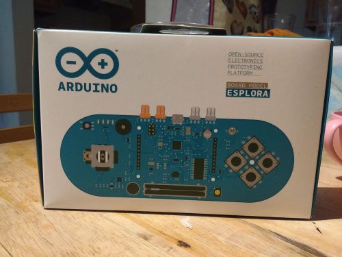 Arduino Esplora Board (genuine Arduino game controller with sensors)
