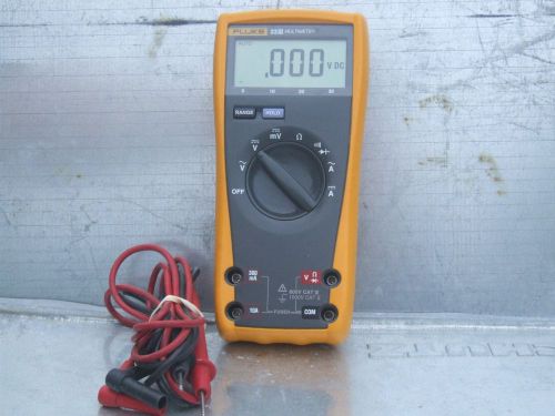 Fluke 23 III  Digital Multimeter  in Working Condition  Not Used Much