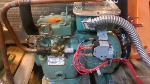 Two used carlyle 06d r-22 refrigeration compressor 3ph 3hp 06dm808gc3650 06da808 for sale