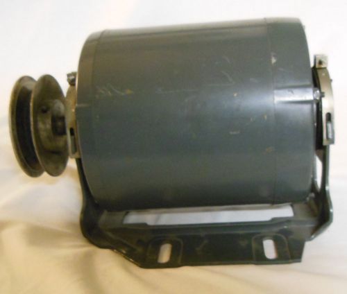 Westinghouse AC Motor  1725 RPM 5.1 AMP 1/4 HP Thermoguard Type A with pulley