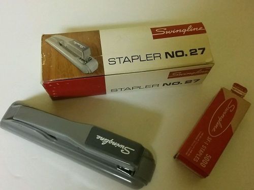 VINTAGE MID CENTURY SWINGLINE STAPLER 27 IN BOX