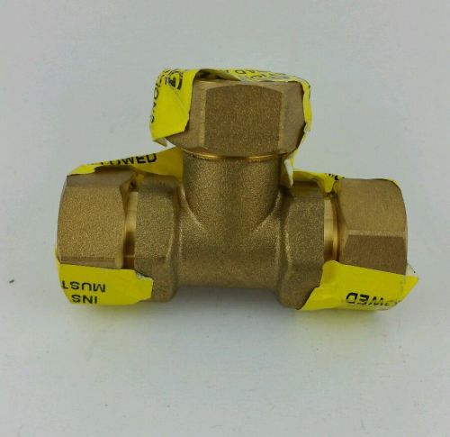 PRO-FLEX 1/2&#034; X 1/2&#034; 1/2&#034; TEE Brass Pipe Fitting PFTE-BBBC