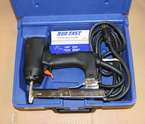 Duo Fast EWC-5018A 20 gauge 1/2&#034; crown electric stapler in excellent condition
