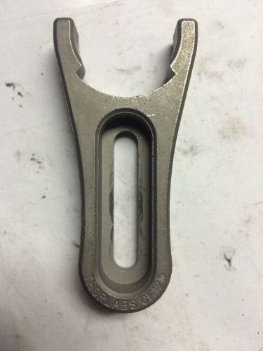 THORLABS CF125 SMALL CLAMPING FORK 1.25&#034; COUNTERBORED SLOT UNIVERSAL