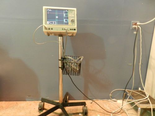 Invivo Research Millenia monitor 3500 w/ cart, BP hose, &amp; EKG cable