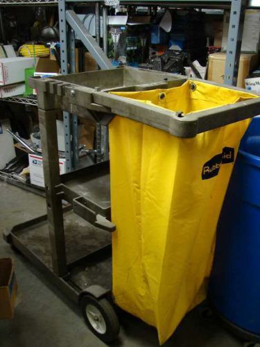 Rubbermaid 6150 janitorial cart good condition