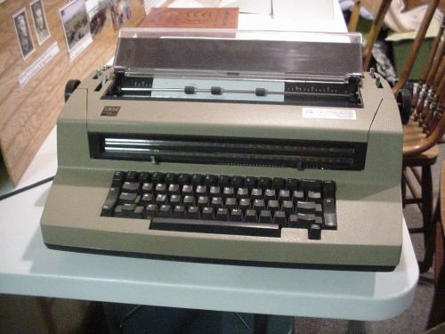 IBM Correcting Selectric III Typewriter