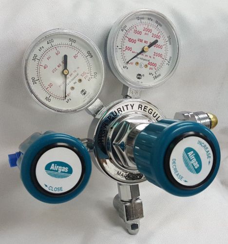 Airgas 0-100 psi high purity cylinder regulator with 0-4000 psi inlet gauge for sale