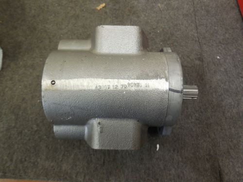 NEW CESSNA GEAR PUMP # 4300712-79, 11-12404