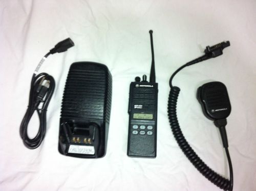 800 Mhz Motorola MTS2000 radio W/Programming Security Police fire Government H37