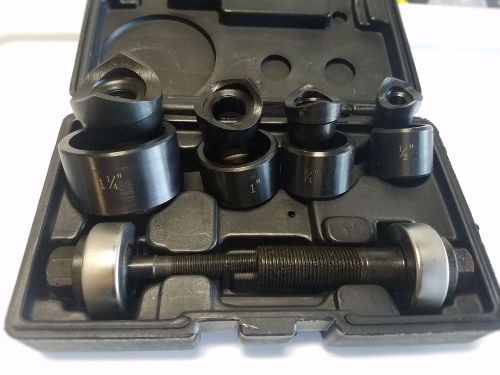 Ball Bearing Knockout Punch Set With Case - 1/2&#034;-1 1/4&#034;