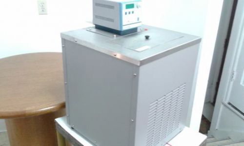 VWR Scientific Products PolyScience Refridgerated Circulating Chiller PN# 1150S