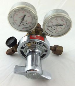 Matheson Model 8-540 8H-540 Dual Stage Gas Regulator