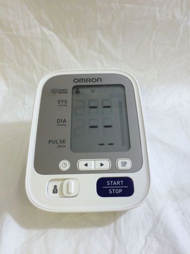 Omron Blood Pressure Monitor 5 Series New Open Box E069 L