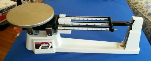 OHAUS Triple Beam Balance Scale 700/800 Series 610g Capacity