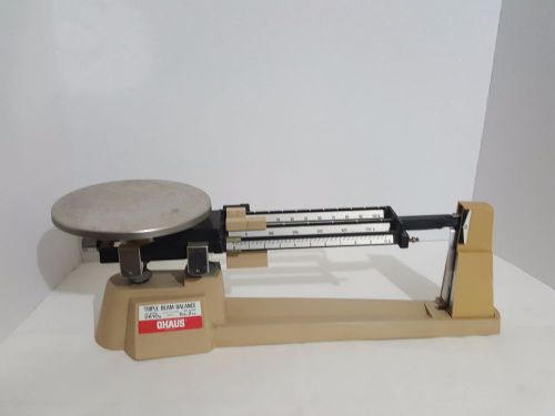 VINTAGE OHAUS TRIPLE BEAM 2610g 800 SERIES SCALE