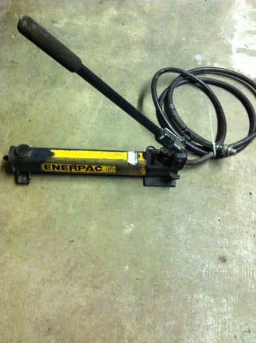 ENERPAC P-391 HYDRAULIC HAND PUMP SINGLE SPEED WITH HOSE