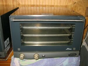 Cadco convection oven XAF 013