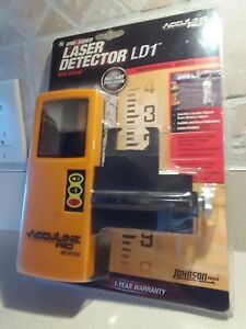 Johnson Level &amp; Tool Pro 40-6700 One-Sided Laser Detector with Clamp