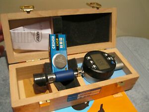 DIATEST AKT90-2-DI EXTERNAL TAPER GAGE 20MM-40MM W/DIGITAL INDICATOR CASE